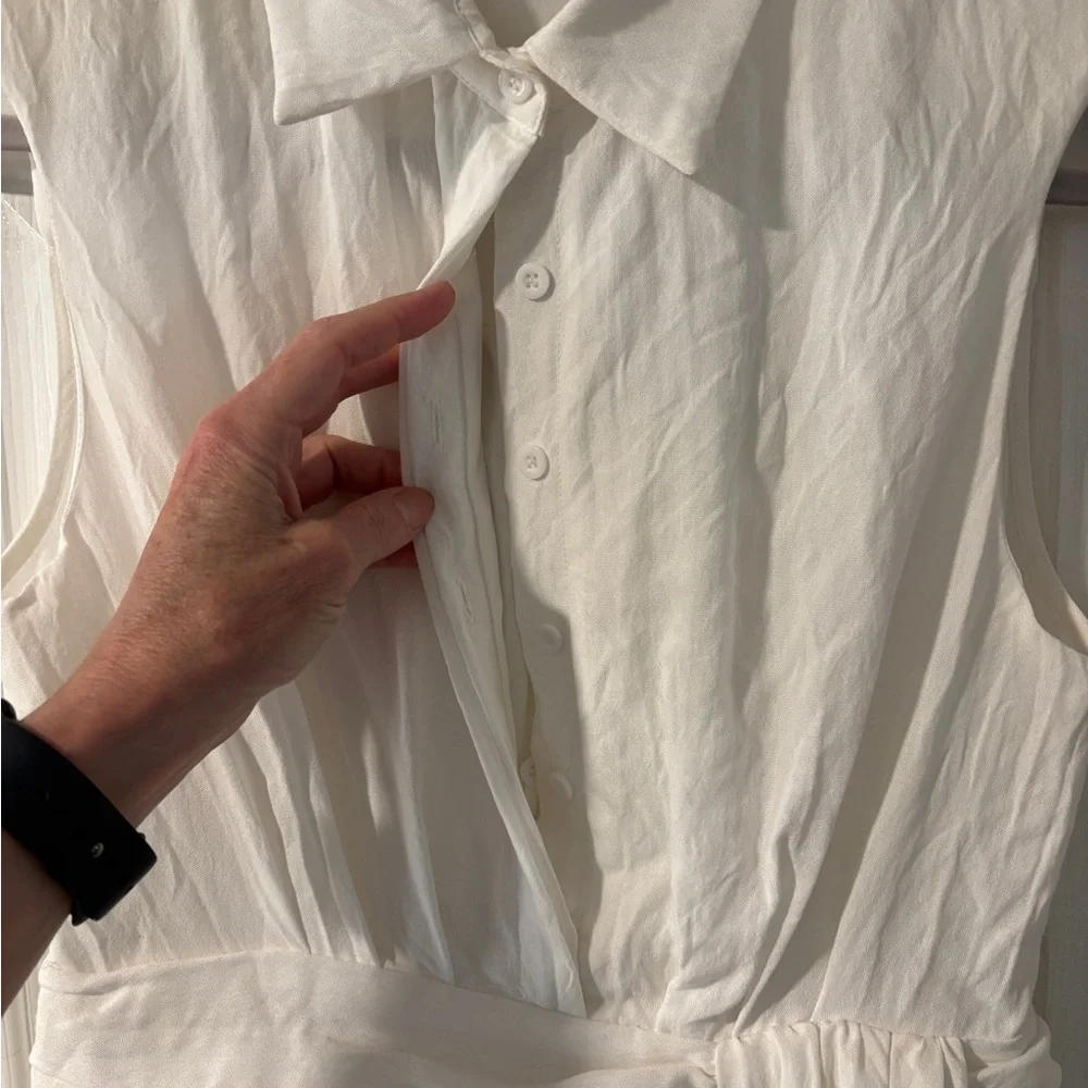 DO+BE White Sleeveless Faux Crossover Mini Dress (fits like a S) - Picture 3 of 12